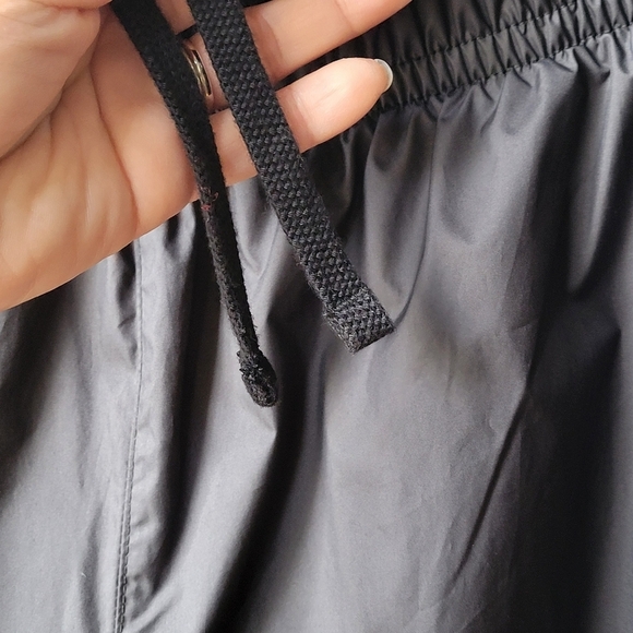 Nike Woven Black Pants Men's Size Medium Pockets Elastic Waist/ retro style - Picture 6 of 14